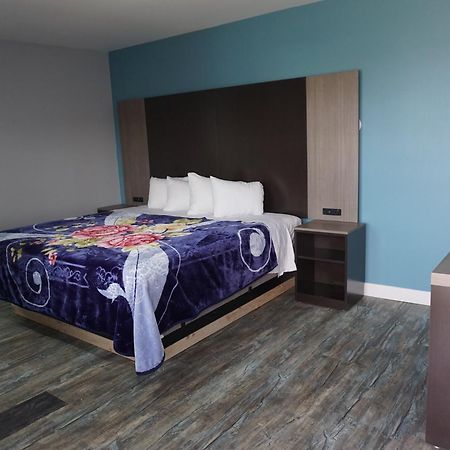 Thunderbird Motel Бишоп Экстерьер фото