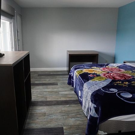 Thunderbird Motel Бишоп Экстерьер фото
