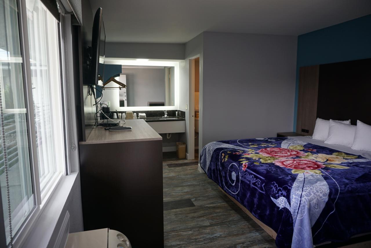 Thunderbird Motel Бишоп Экстерьер фото